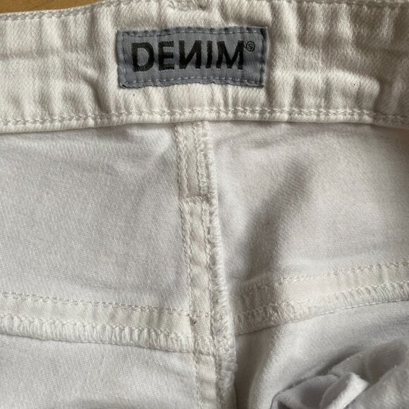 S.M.N. Studio mens "The Hunter" jeans sz 34 white denim standard slim - Picture 3 of 7